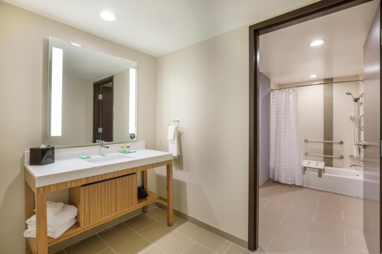 Hyatt Place Hampton Convention Center Εξωτερικό φωτογραφία