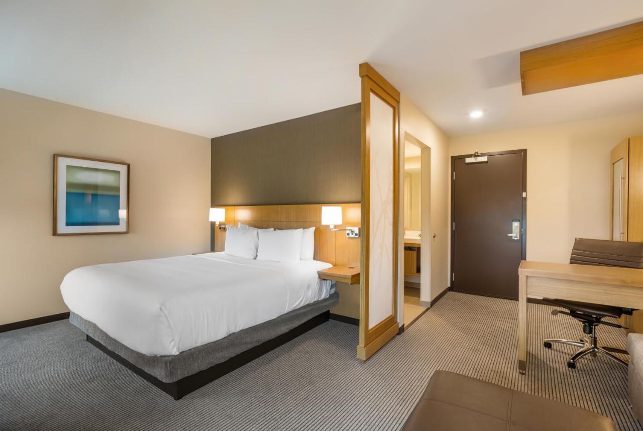 Hyatt Place Hampton Convention Center Εξωτερικό φωτογραφία